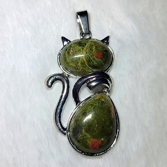 NWOT Lot of 2 Natural Stone Cat Kitty Unakite Malichite Pendant Chakra Reikei - Picture 2 of 6